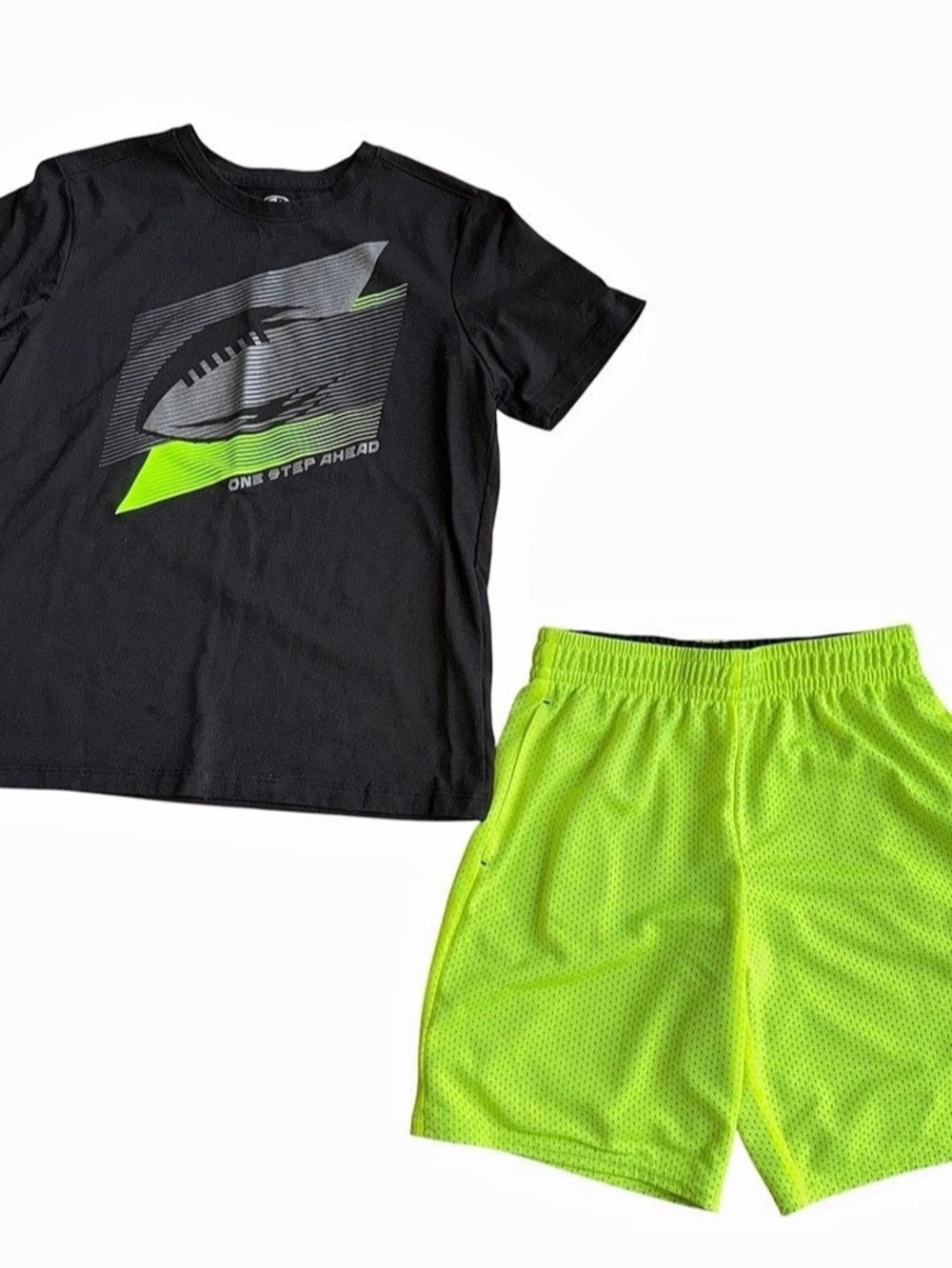 Athletic Works 2 Piece Outfit Set T-Shirt L 10-12 Husky & Shorts Boys L 10-12